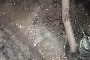 百色地下室伸缩缝堵漏视频