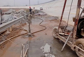 百色公路钻孔施工